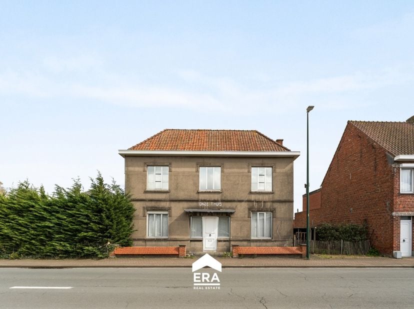 Huis te koop in Guido Gezellelaan 14,
                    8820 Torhout
