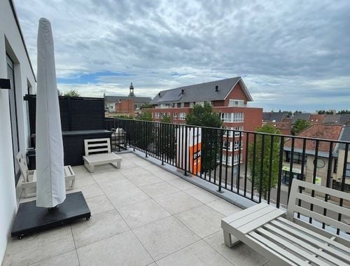                                         Appartement à louer à Harelbeke, € 855
