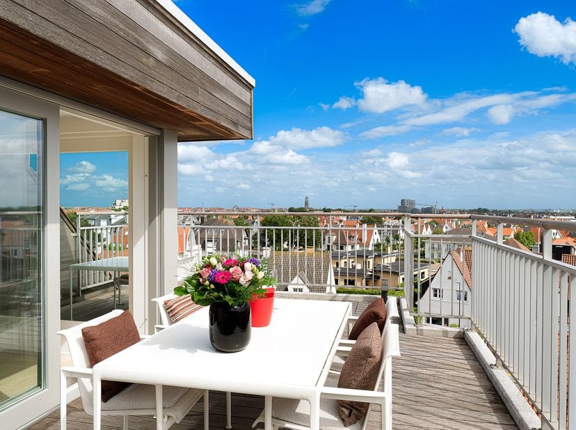 Appartement te koop in Zeerobbenlaan 10 bus 51,
                    8301 Heist