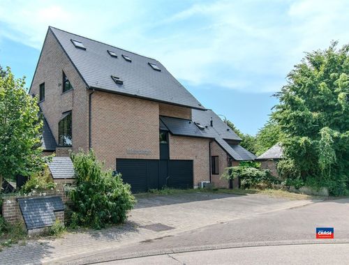                                         Villa à vendre à Weerde, € 950.000
