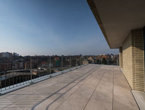                                         Penthouse te huur in Schaarbeek, € 2.200
