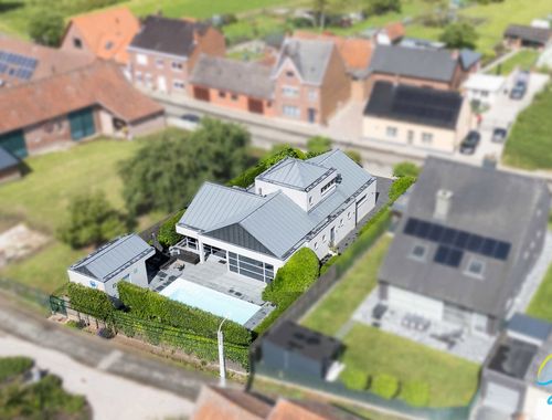                                         Maison à vendre à Sint-Lievens-Esse, € 775.000
