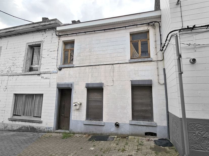 Huis te koop in ,
                    7012 Jemappes