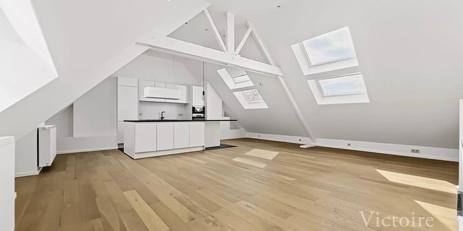 Appartement te huur in CP 1359 bus C, 1180 Ukkel