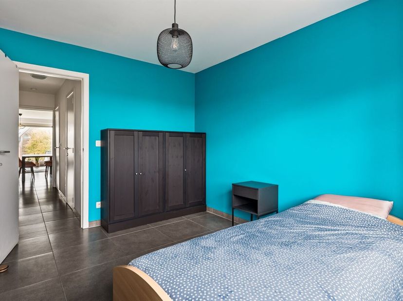 Openhuizendag op zaterdag 13 juni van 17u00 - 18u00.<br />
1-slaapkamerappartement in het centrum van Geel<br />
.<br />
Dit appartement is gelegen op