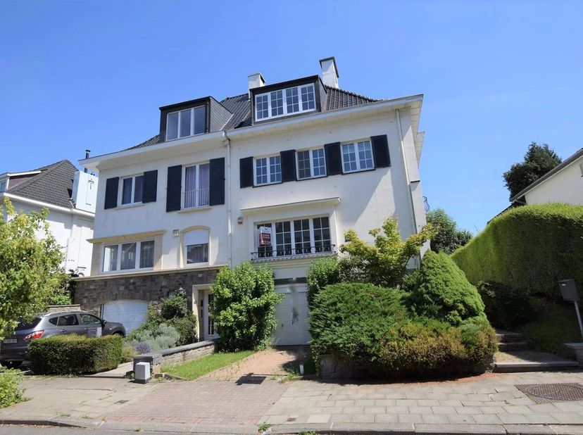 Maison à louer à AVENUE XAVIER HENRARD 12,
                    1150 Woluwe-Saint-Pierre