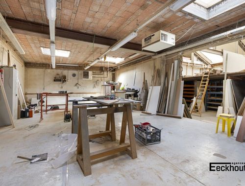                                         Entrepôt à vendre à Oostende, € 280.000

