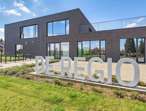                                         Bureaux à louer à Westerlo, € 900
