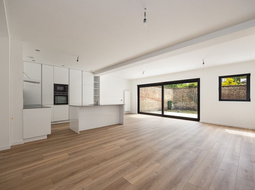 Appartement à louer
                    à 2600 Berchem