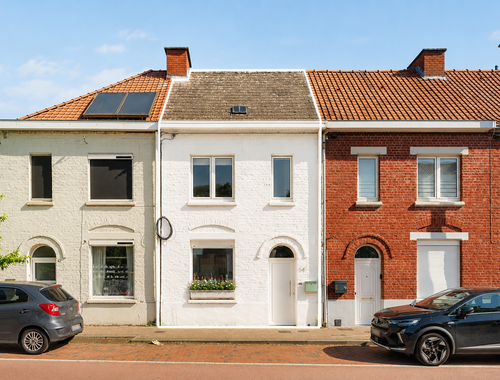                                         Woning te koop in Ronse, € 215.000
