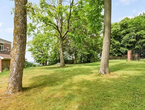                                        Bouwgrond te koop in Orroir, € 325.000
