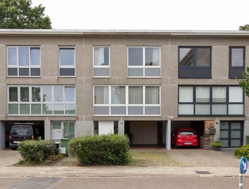                                         Bel-étage te koop in Deurne, € 250.000

