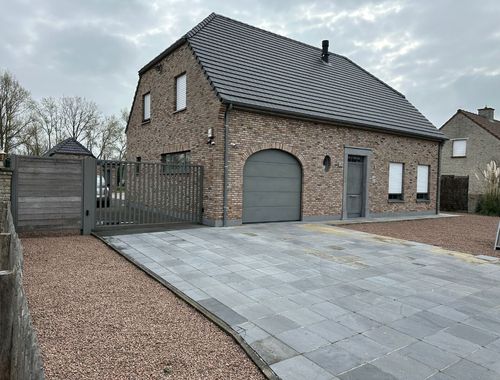                                         Villa à louer à Jonkershove, € 1.200
