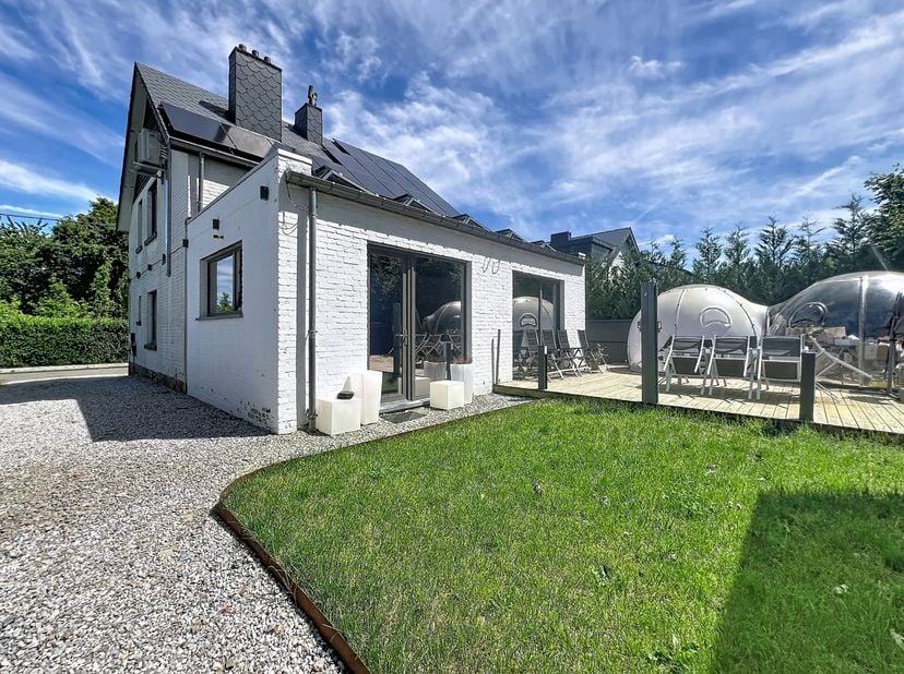 Huis te koop in ,
                    4121 Neuville-en-Condroz