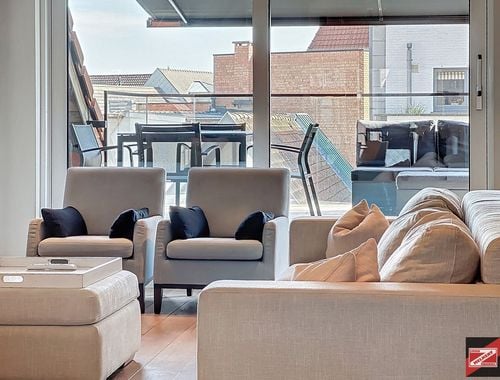                                         Duplex te huur in Knokke, € 2.000
