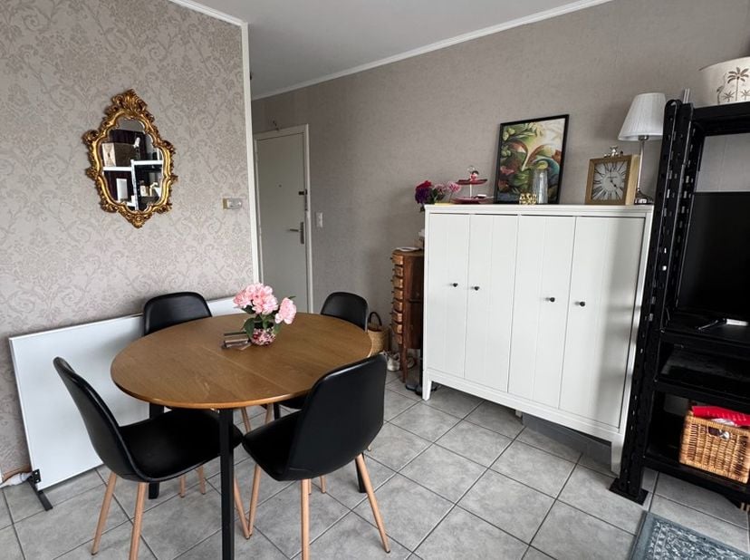 Appartement à louer
                    à 3500 Hasselt
