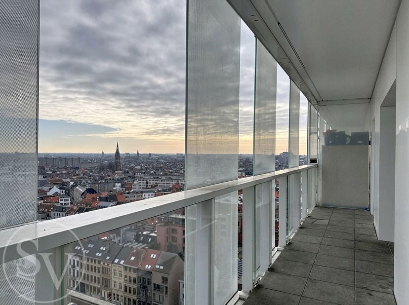 Appartement à vendre à Ellermanstraat 61 boîte 13J,
                    2060 Antwerpen