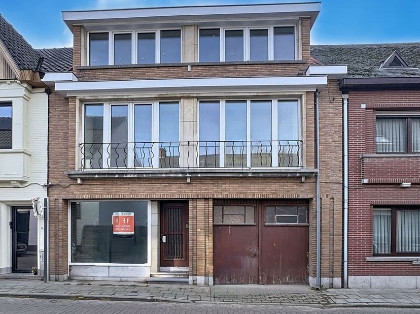 Bien professionnel à vendre
                    à 9860 Balegem
