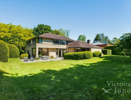                                         Villa te koop in Ukkel, € 1.890.000

