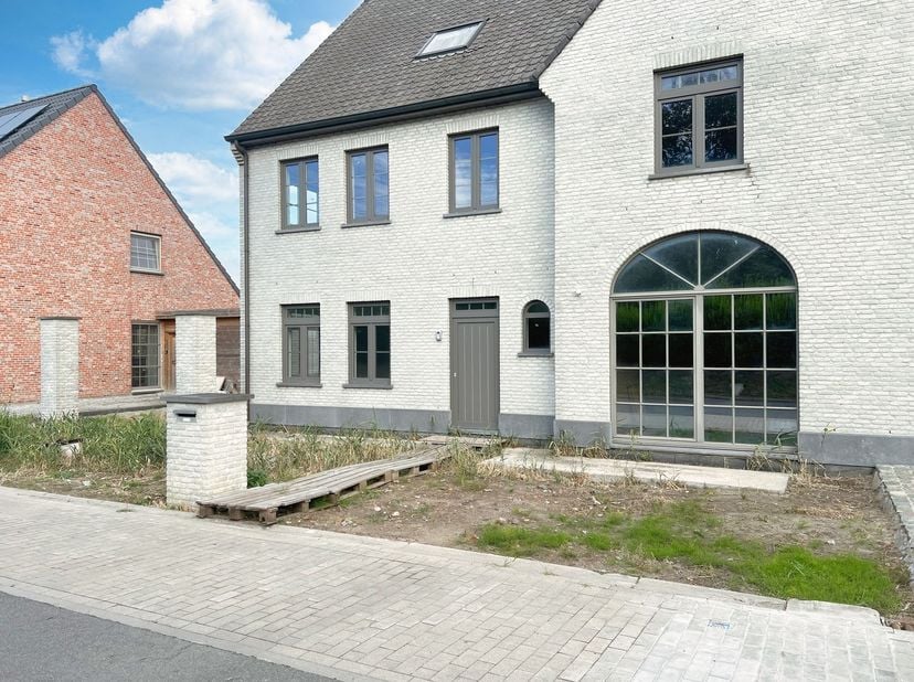 Huis te koop in 20ste Liniestraat 20b,
                    8610 Zarren