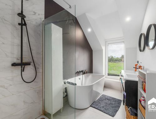                                         Maison à vendre à Laar, € 295.000
