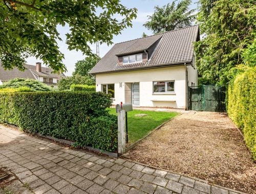                                         Eengezinswoning te koop in Wijnegem, € 495.000
