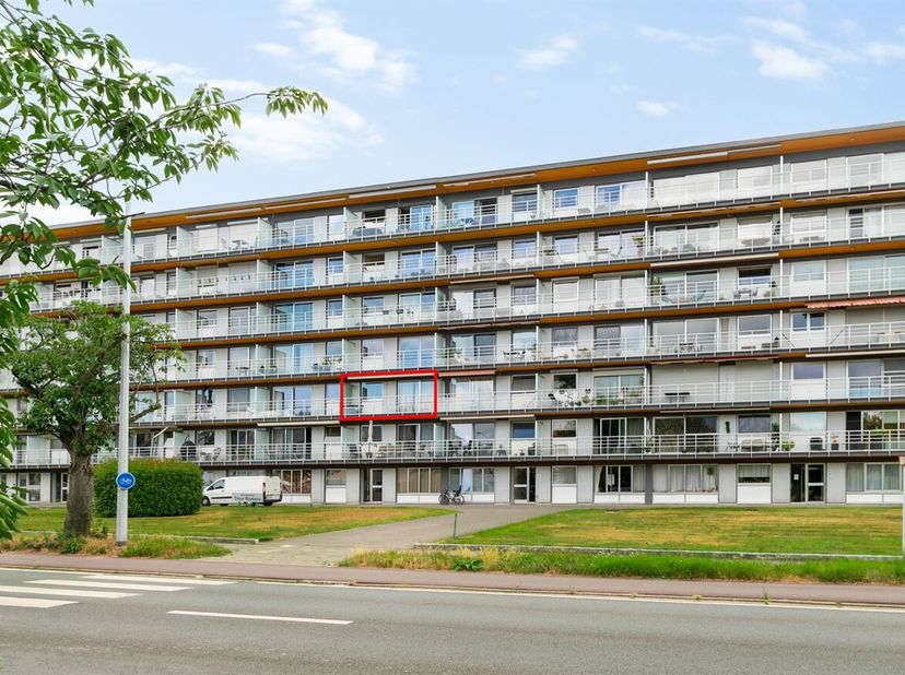 Appartement prêt à emménager (90 m²) comprenant 2 chambres, 2 terrasses et une place de parking souterraine avec débarras (à acheter obligatoirement p