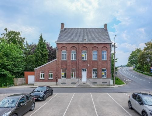                                         Herenhuis te koop in Emelgem, € 280.000
