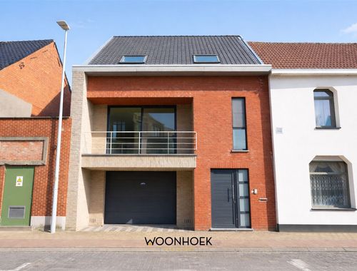                                         Bel-étage à vendre à Lokeren, € 345.000
