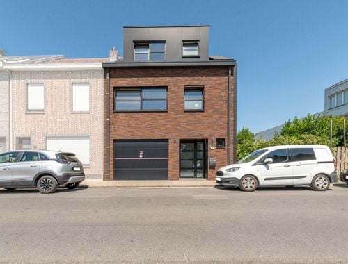                                         Woning te koop in Hemiksem, € 599.000
