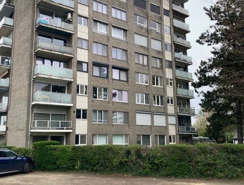                                         Appartement à louer à Mol, € 850

