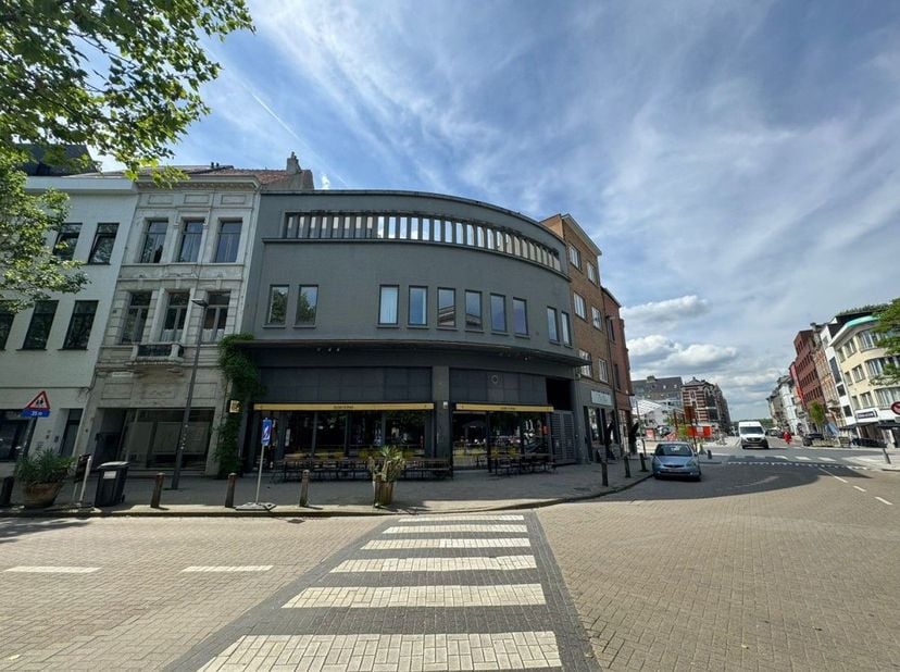 Appartement à louer
                    à 2000 Antwerpen