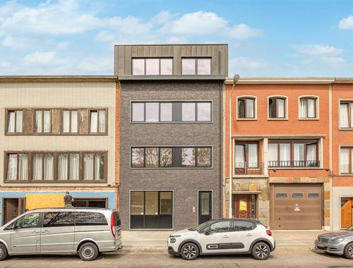                                         Appartement te koop in Merksem, € 294.000
