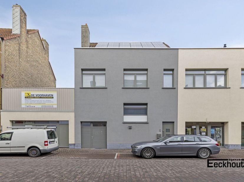 Bien professionnel à vendre
                    à 8400 Oostende