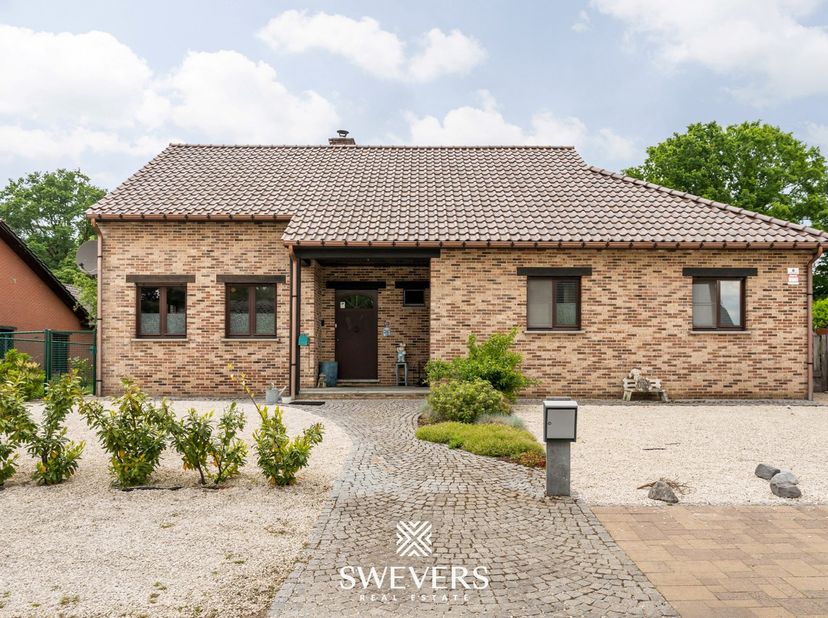 Huis te koop in Schomstraat 153,
                    3582 Koersel