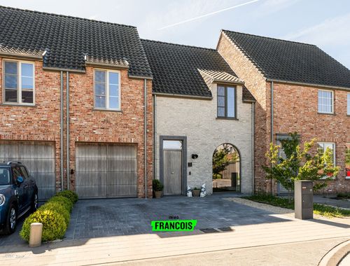                                         Maison deux facades à vendre à Ruiselede, € 469.000
