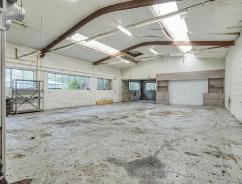                                         Entrepôt à vendre à Wingene, € 235.000
