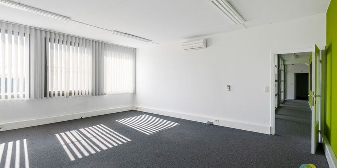 Bedrijfsvastgoed te huur in Mechelsesteenweg 317, 1800 Vilvoorde