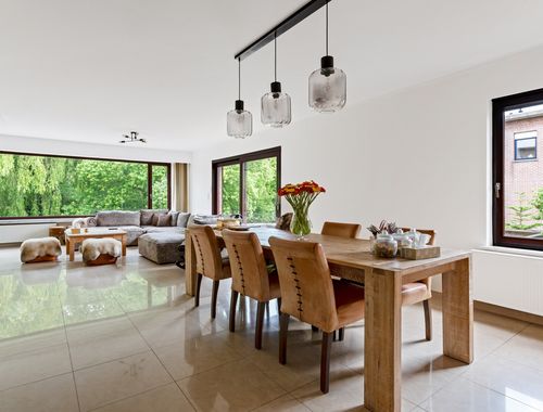                                         Uitzonderlijke woning te koop in Deurne, € 549.000
