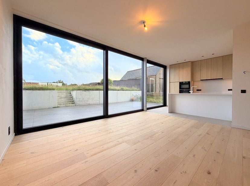 Huis te koop in Ieperstraat 73 - E,
                    8610 Kortemark