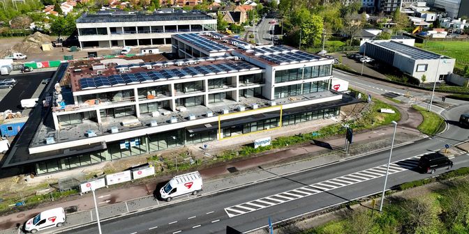 Bien professionnel à louer à Ieperse Steenweg 127 boîte C, 8630 Veurne