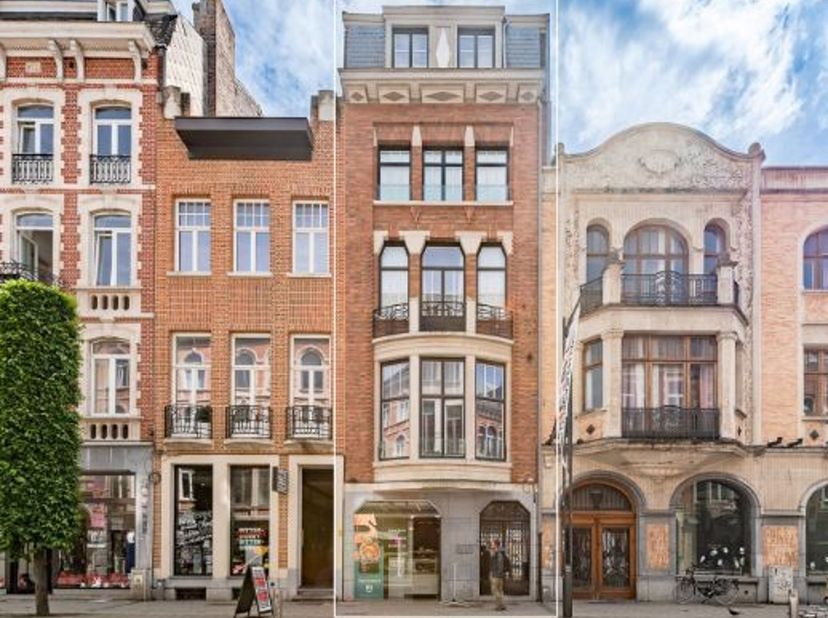 Gemeubelde studio met topligging te Leuven!<br />
Zeer ruime gemeubelde studio op het eerste verdiep bestaande uit een keuken met eethoek, badkamer, g
