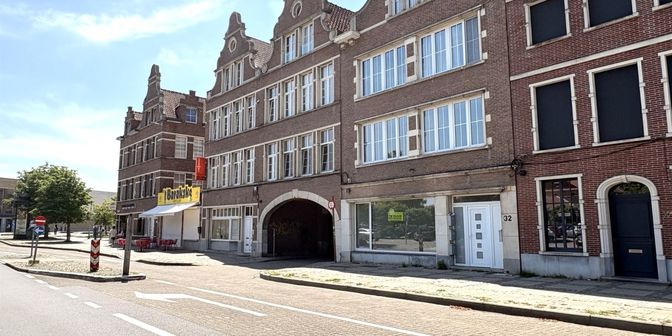 Bedrijfsvastgoed te huur in Stationsstraat 32, 9200 Dendermonde