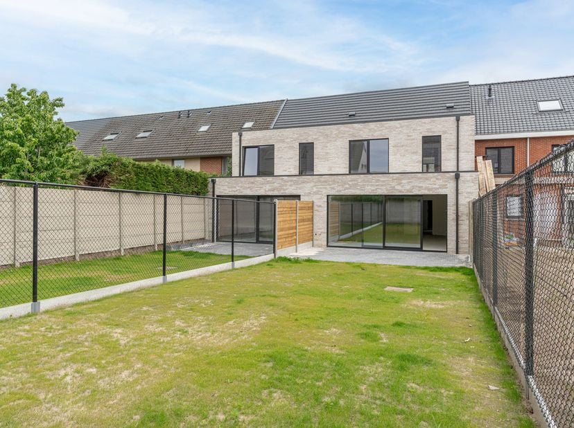 Huis te koop in Maasstraat 45,
                    2300 Turnhout