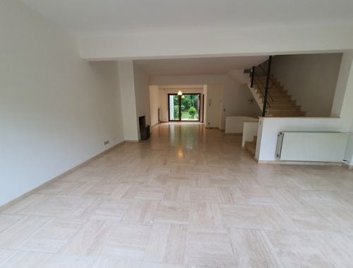                                         Maison à louer à Uccle, € 2.950
