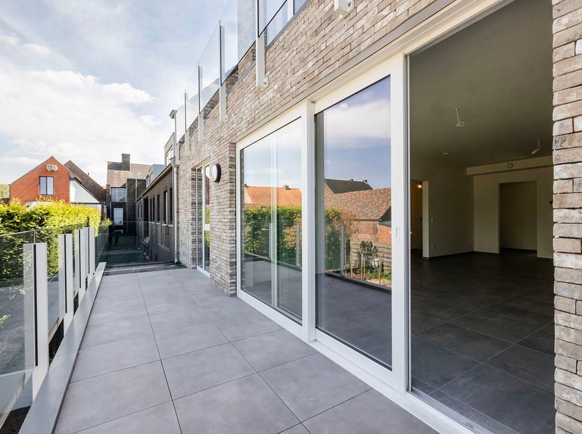 Nog maar 1 twee slpk appartement beschikbaar!<br />
Wonen in alle rust, pal in het centrum? Deze recente en energiezuinige appartementen zijn onderhou