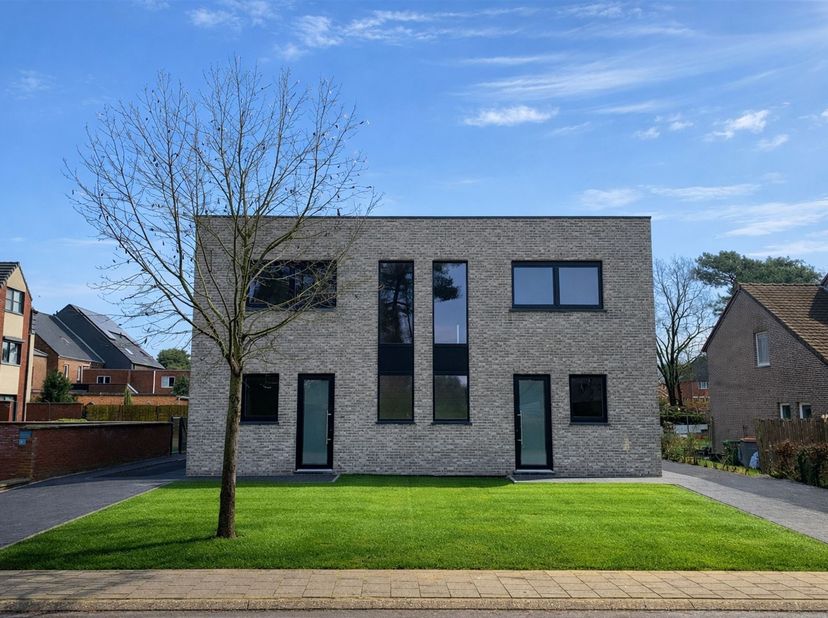 Maison à vendre
                    à 3630 Mechelen-aan-de-Maas