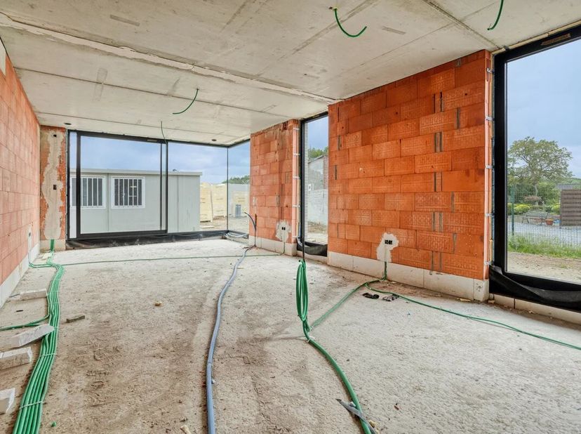 03 EXCLUSIEF GELIJKVLOERS NIEUWBOUWAPPARTEMENT MET 2 SLPKS EN RUIME TUIN IN LINKHOUT<br />
In het exclusieve nieuwbouwproject "Zwart Water" vindt u di