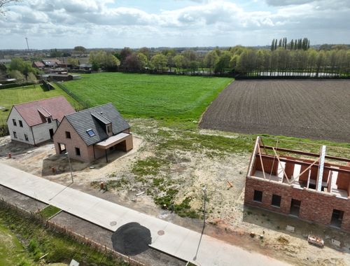                                        Bouwgrond te koop in Koolskamp, € 106.178
