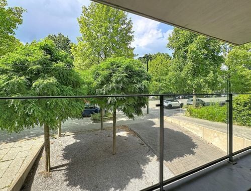                                         Appartement te huur in Neder-over-Heembeek, € 1.350
